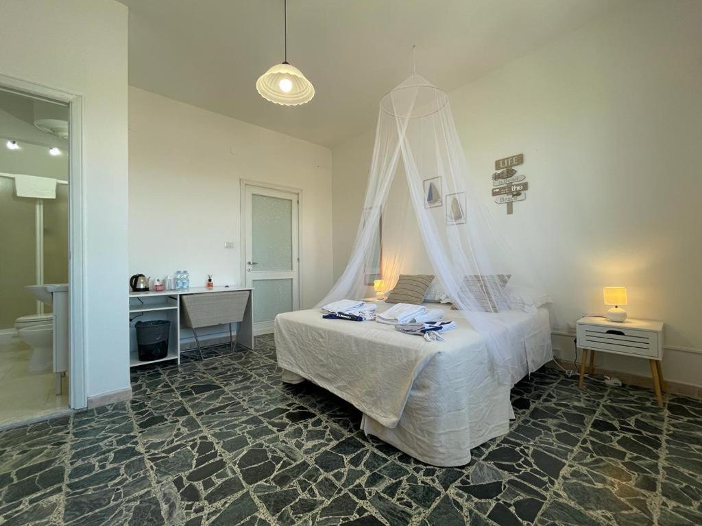 C3 - Iun R5385 Hotel Cagliari Buitenkant foto